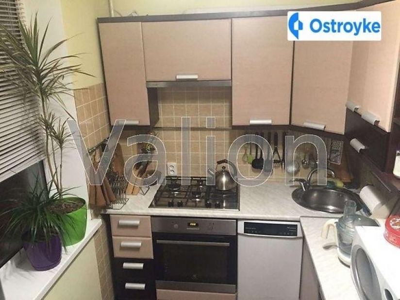 Фото 3 Продаж Квартир Валентиновская ул.