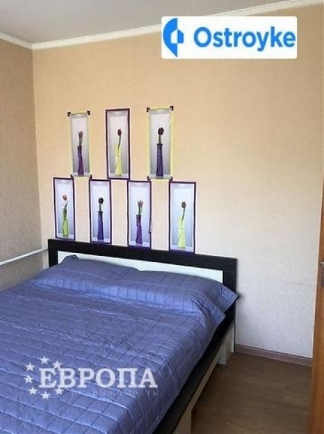 Фото 2 Продаж Квартир Небесної Сотні проспект