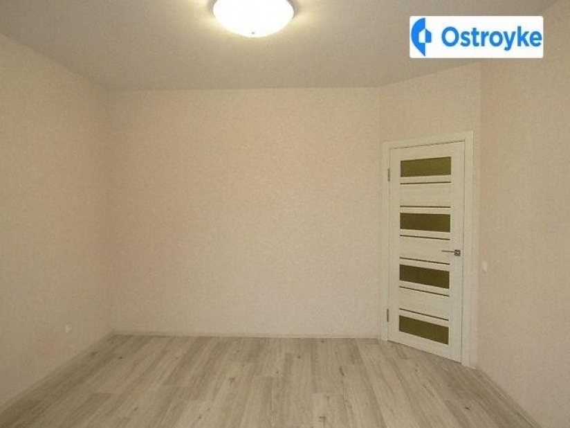 Фото 2 Продаж Квартир Вячеслава Черновола улица