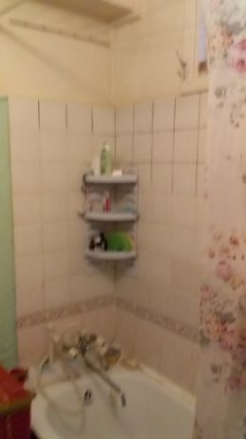 Фото 4 Продаж Квартир Продам двухкомнатную квартиру в центре Бабурки.